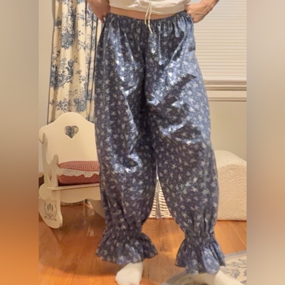 Floral Blue Women's Bloomer Pants